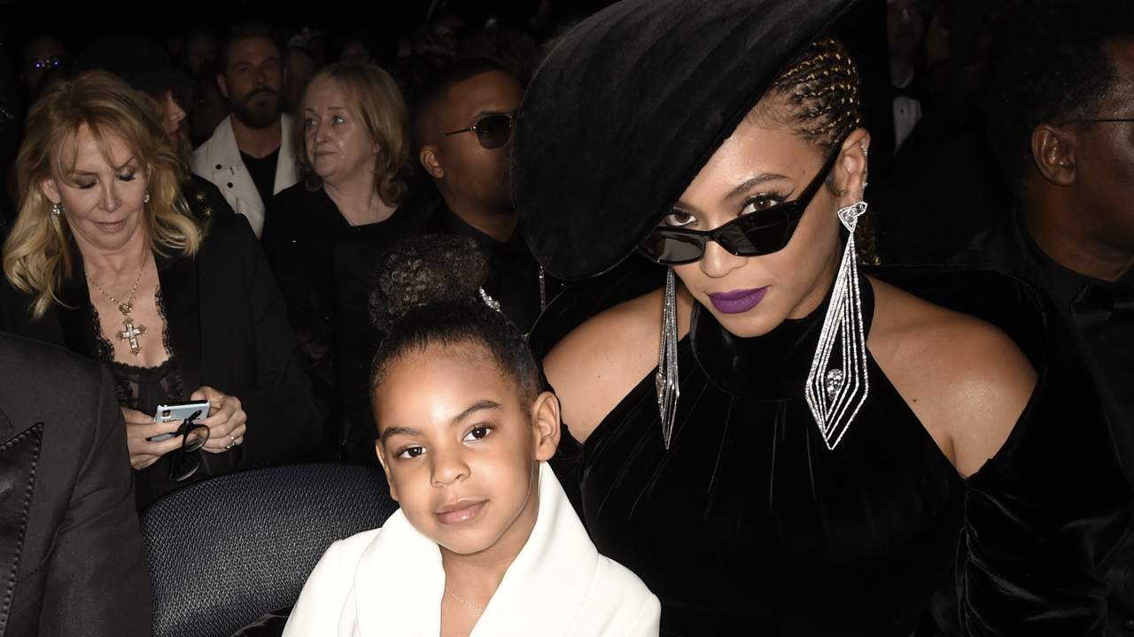 Beyoncé Brings Out Blue Ivy for Choreographed Dance at Paris Show: Watch