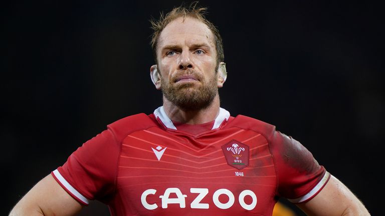 Jones, Tipuric retire from international rugby months before World Cup