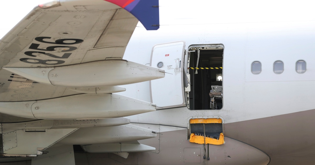 Man who opened emergency door on South Korea flight told police he felt suffocated