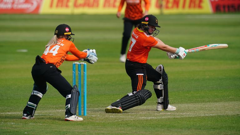 Charlotte Edwards Cup final suspended due to rain