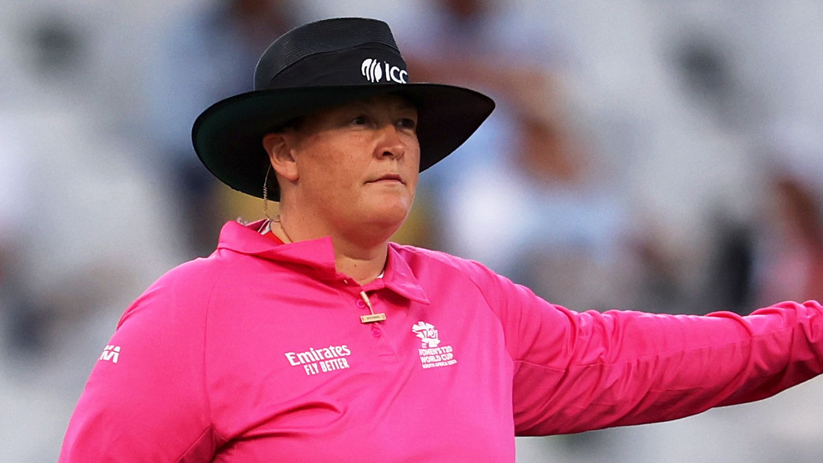 ‘I’m pleased to be part of this’ | Redfern becomes Blast’s first female umpire