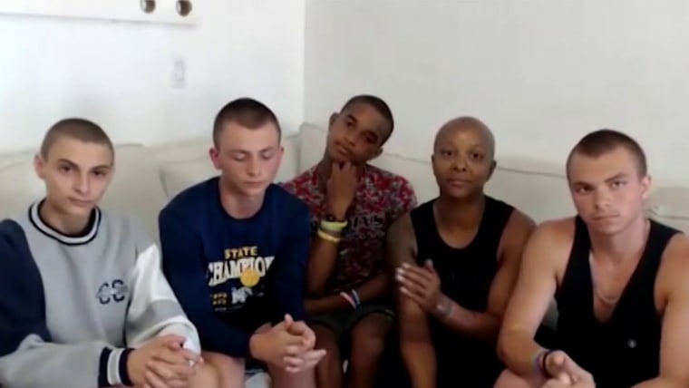 Teens shave heads in support of mom battling cancer