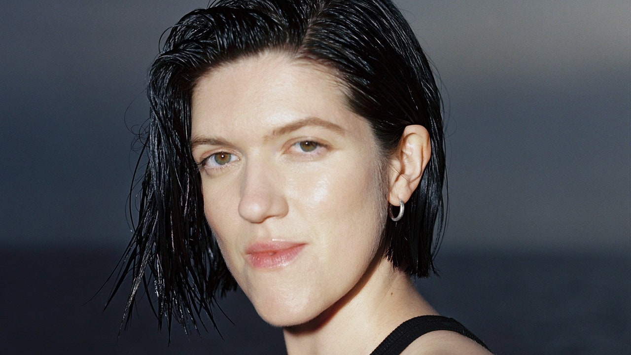 The xx’s Romy Shares Video for New Song “The Sea”: Watch