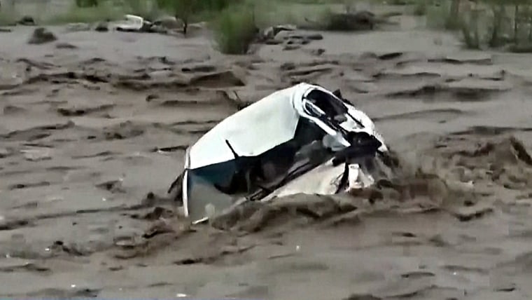 20 dead and 27 missing in flooding around Beijing after days of rain