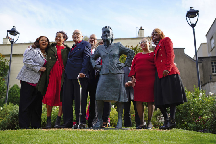 Henrietta Lacks statue