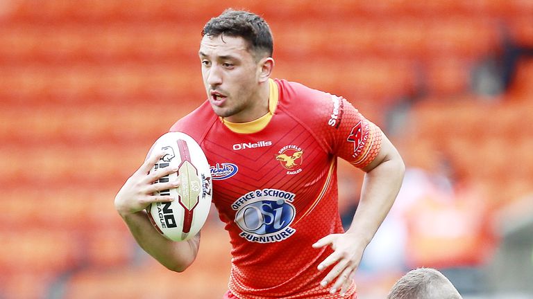 Elliot Minchella in action for Sheffield Eagles in 2017