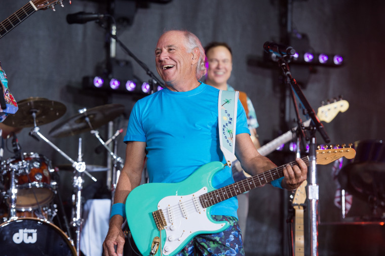 Fans flock to Jimmy Buffett’s eateries to toast the Mayor of Margaritaville