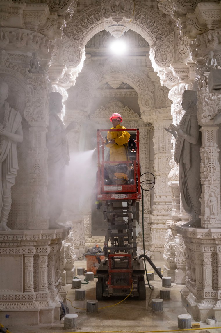 Largest Hindu temple outside of Asia opens in New Jersey, built by 12,500 volunteers