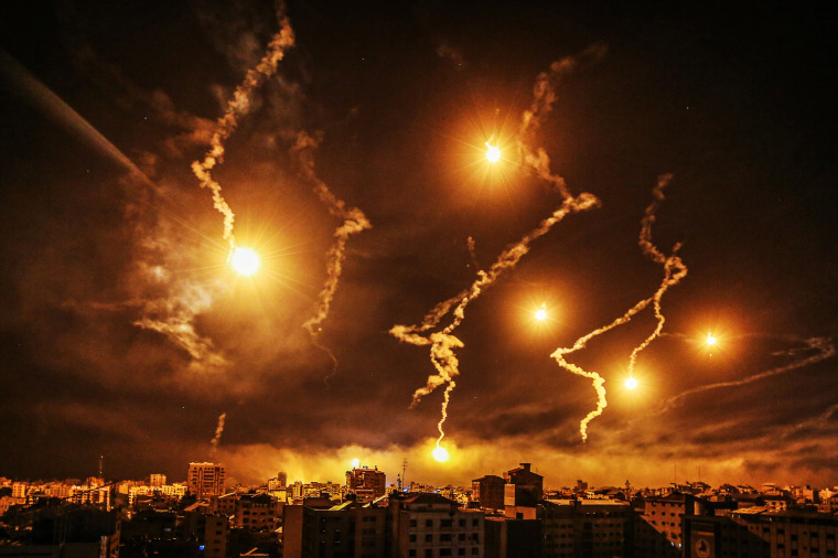 Israeli attacks on Gaza continue