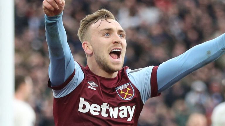 Jarrod Bowen celebrates after giving West Ham the lead against Manchester United