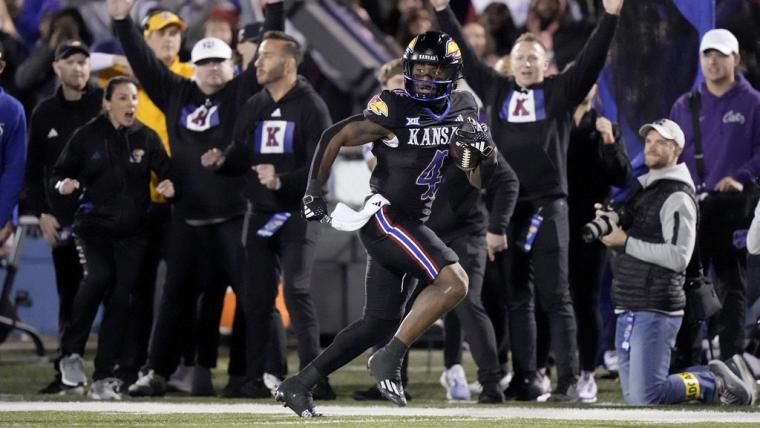 Kansas vs. UNLV odds, props, predictions: Can high-flying offenses hit lofty total in Guaranteed Rate Bowl?