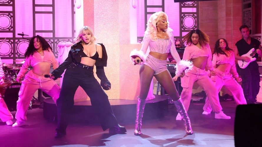 Reneé Rapp and Megan Thee Stallion Perform “Not My Fault” on Saturday Night Live: Watch