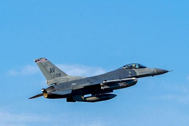 US Fighter Jets Fly Over Bosnia in a Sign of Support to the Country as Serbs Call for Secession