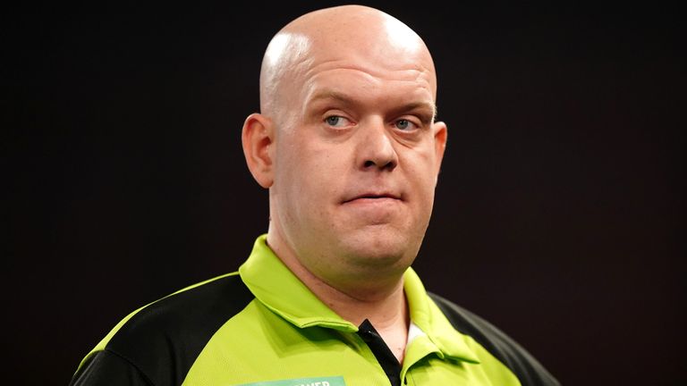 Van Gerwen suffers stunning World Championship exit to Williams