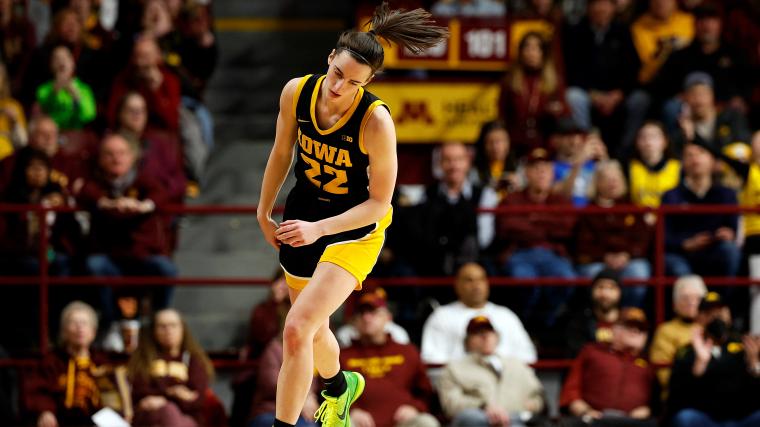 Caitlin Clark stats vs. Minnesota: Iowa star passes Lynette Woodard points record amid Pete Maravich chase