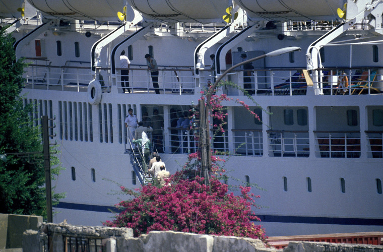 Yasser Arafat leaves Beirut on on Aug. 30, 1982.