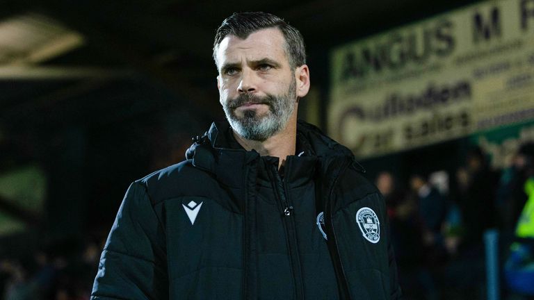 DINGWALL, SCOTLAND - DECEMBER 05: Motherwell manager Stuart Kettlewell during a cinch Premership match betweeen Ross County and Motherwell at the Global Energy Stadium, on December 05,2023, in Dingwall, Scotland. (Photo by Craig Foy / SNS Group)