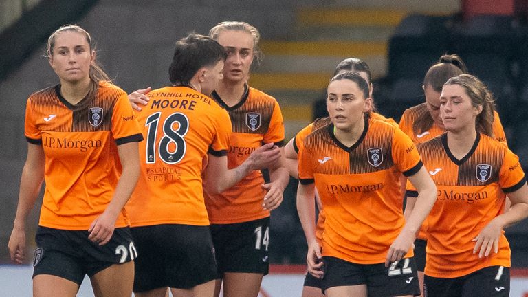 Charlotte Wardlaw of Glasgow City with the equaliser against Celtic (Credit: Colin Poultney/SWPL)