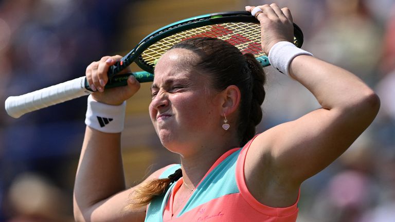 Boulter beats Ostapenko to reach Eastbourne quarter-finals