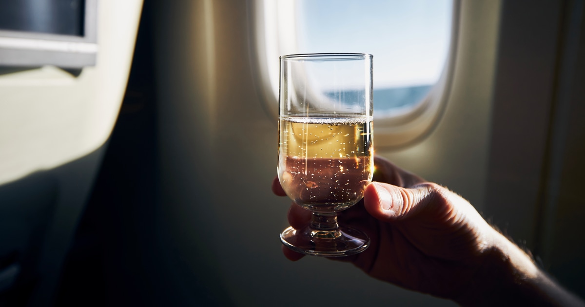 How drinking on a plane may be bad for your heart