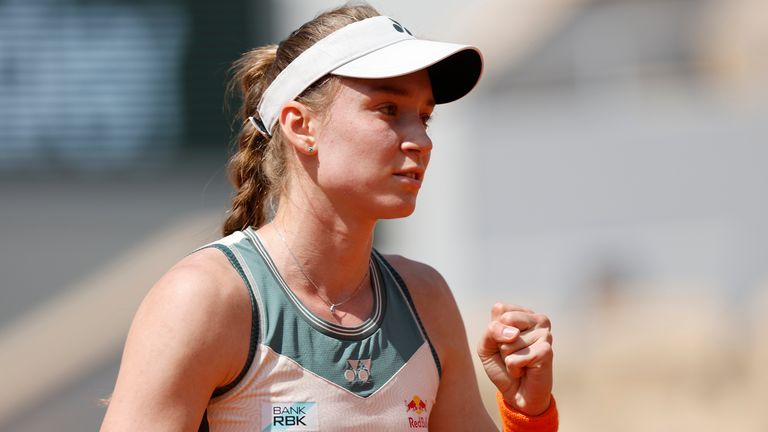 Sabalenka extends unbeaten run to reach French Open quarter-finals