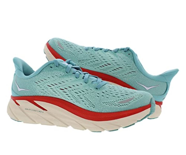 Hoka One One Clifton 8