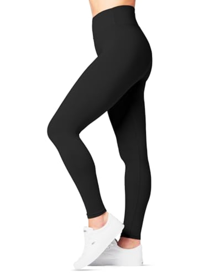 12 highly rated leggings on Amazon