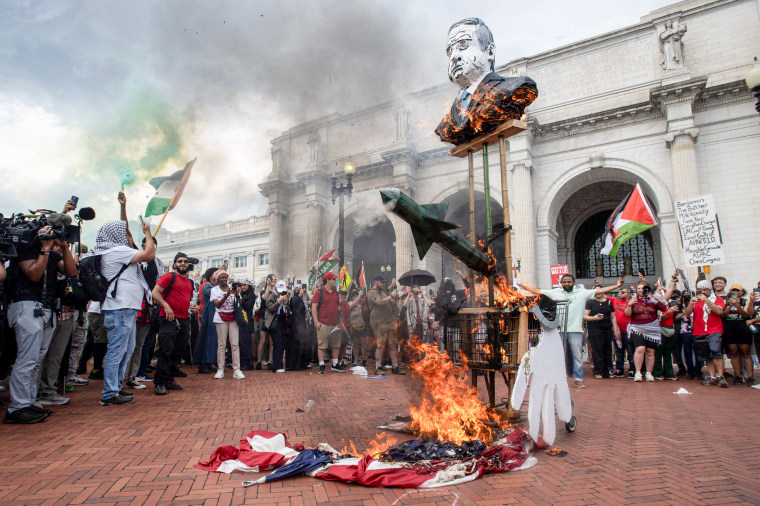 Pro-Palestinian protests inflame tensions in Washington over the Israel-Hamas war