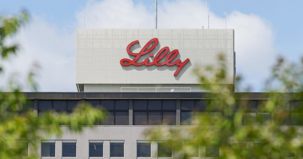 Eli Lilly’s tirzepatide cuts heart failure risks, company says