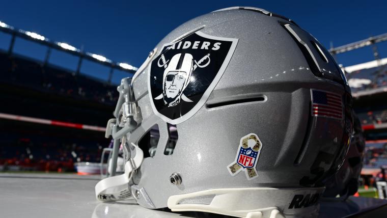 Las Vegas Raiders give huge injury update on starting offensive lineman