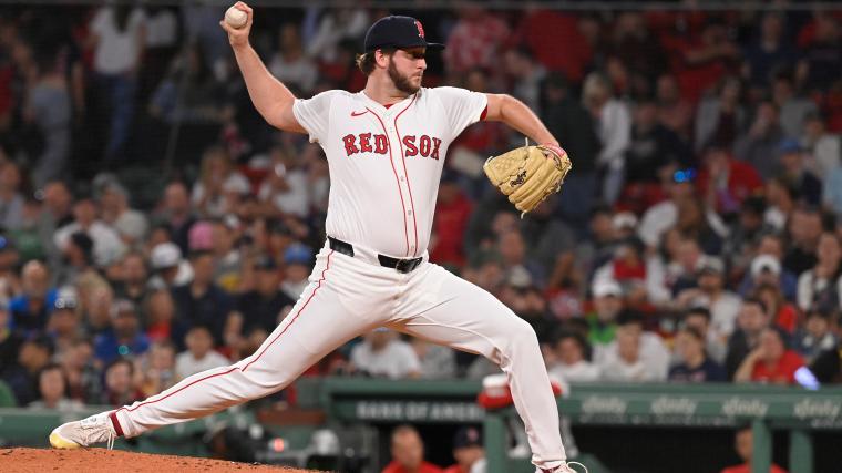 Red Sox make slew of roster moves to bring back star reliever from Injured List