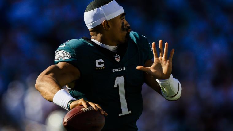 Is Jalen Hurts injured? Eagles QB evaluated, cleared for concussion vs. Commanders