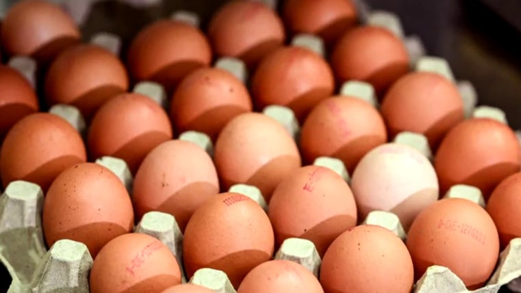 Nationwide egg shortage ahead of Thanksgiving  